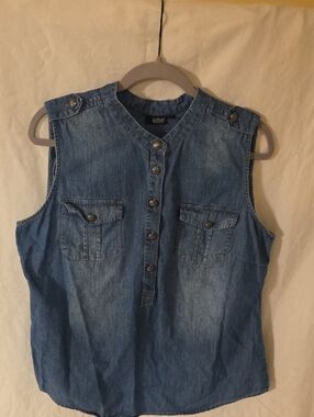 a.n.a Blue Denim Button-Front Tank Top